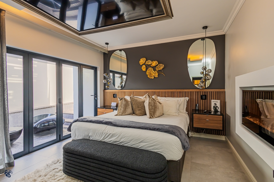 3 Bedroom Property for Sale in Calypso Beach Western Cape